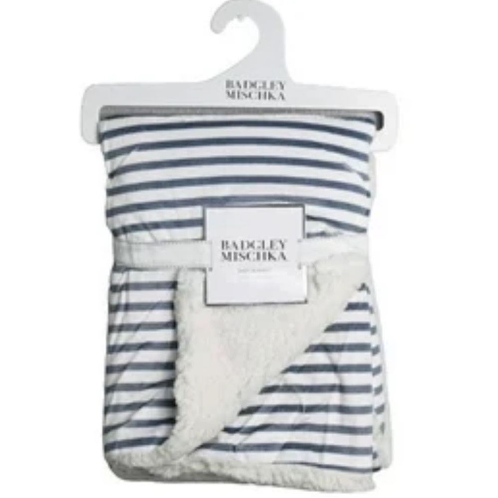 Badgley Mischka Baby Blanket Gray and White Striped 30" x 40"